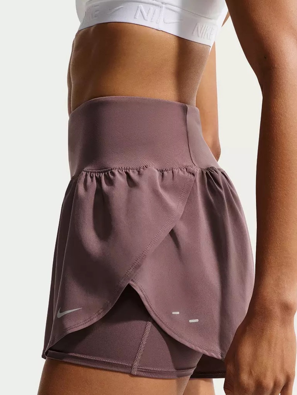 Nike Women's Flow Dri-FIT High-Waisted 2-in-1 Running Short - Picture 3 of 7